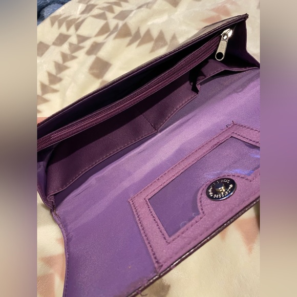 Kenneth cole reaction purple leather wallet - Picture 3 of 6